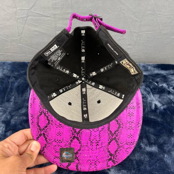 Chicago Bulls Hat Snakeskin Style New Era 9Fifty Strapback Hardwood Classics NBA - Picture 2 of 14